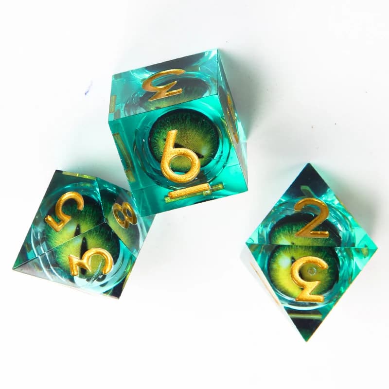 Jeu de dés D & D à noyau liquide DND