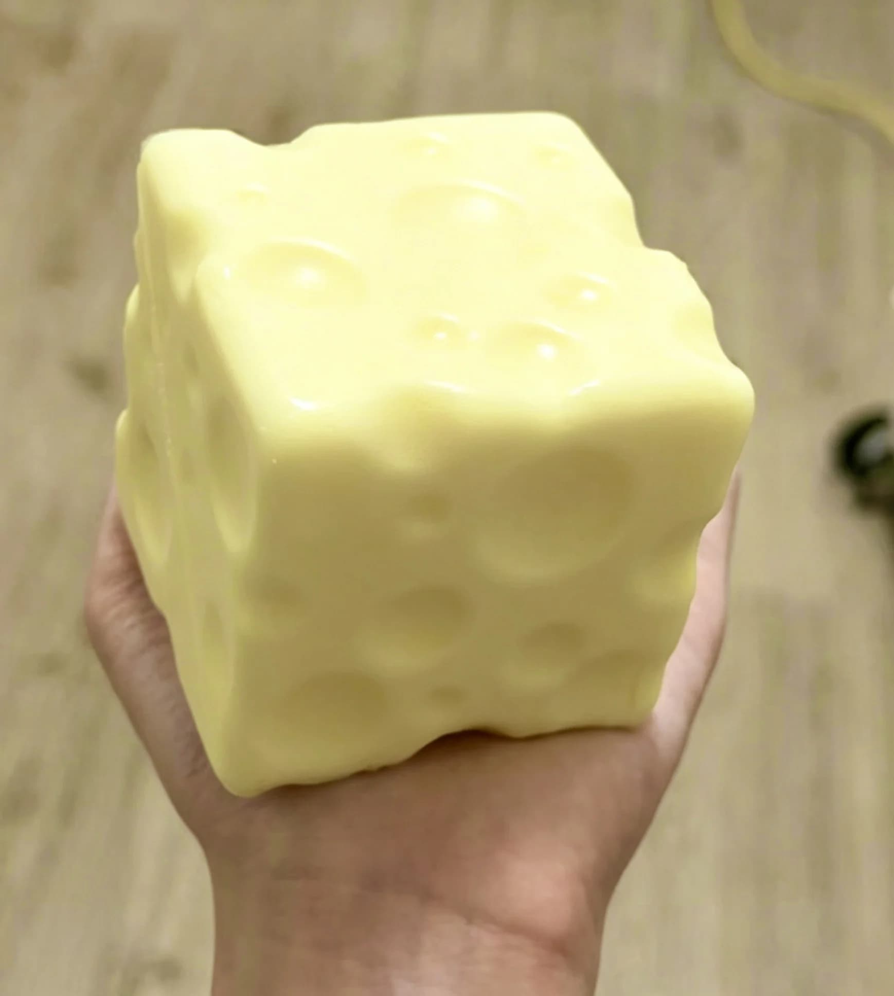 Grand cube de fromage anti-stress à presser, jouet sensoriel ASMR modulable et non rebondissant, gadget relaxant pour soulager l'anxiété
