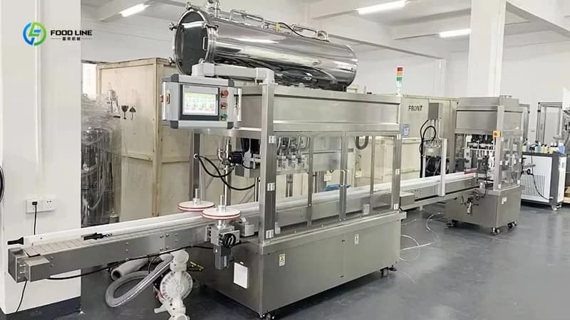Machine de remplissage automatique d'huiles essentielles et d'huile d'olive personnalisable