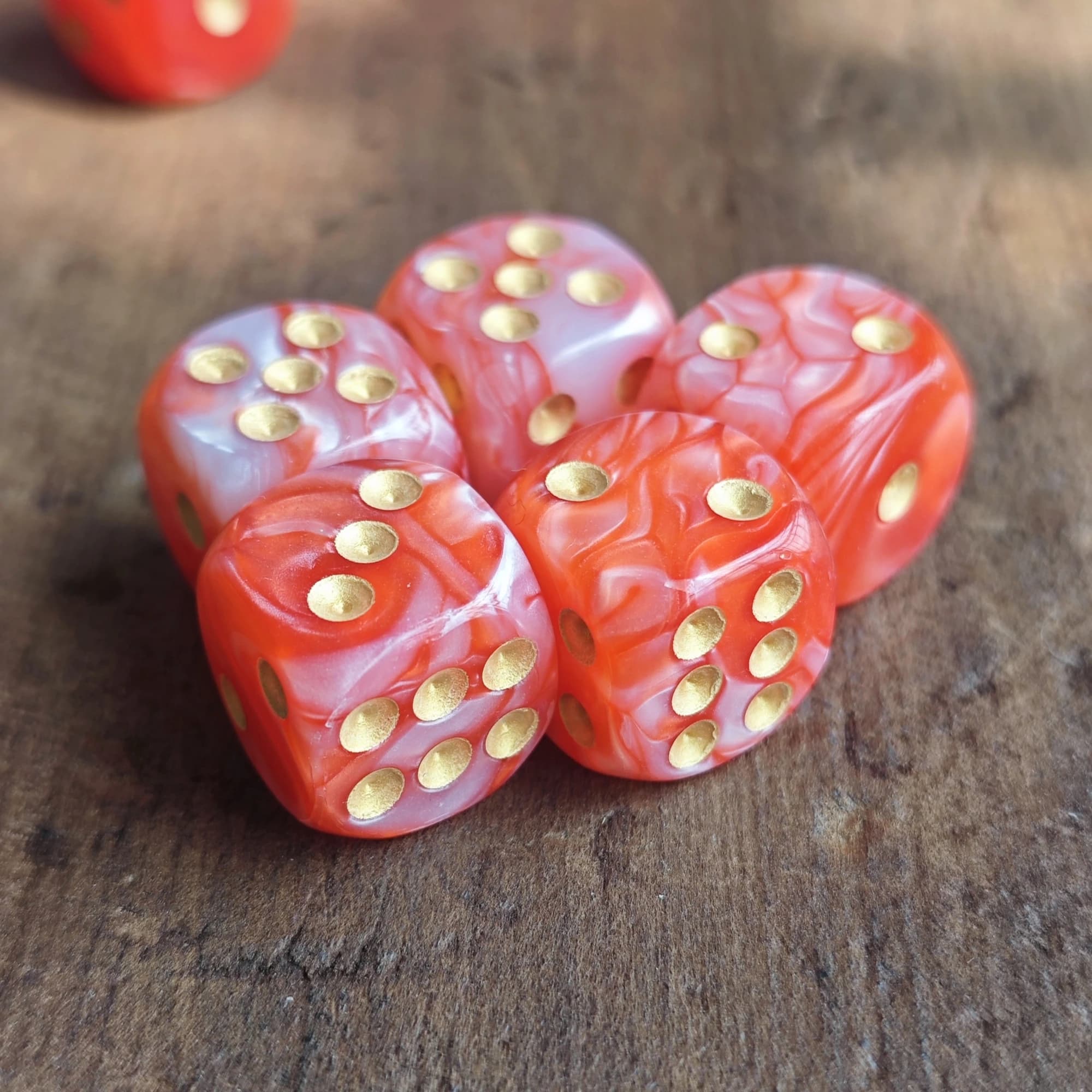 Jeu de dés D6 à Points rouges et blancs de 16MM