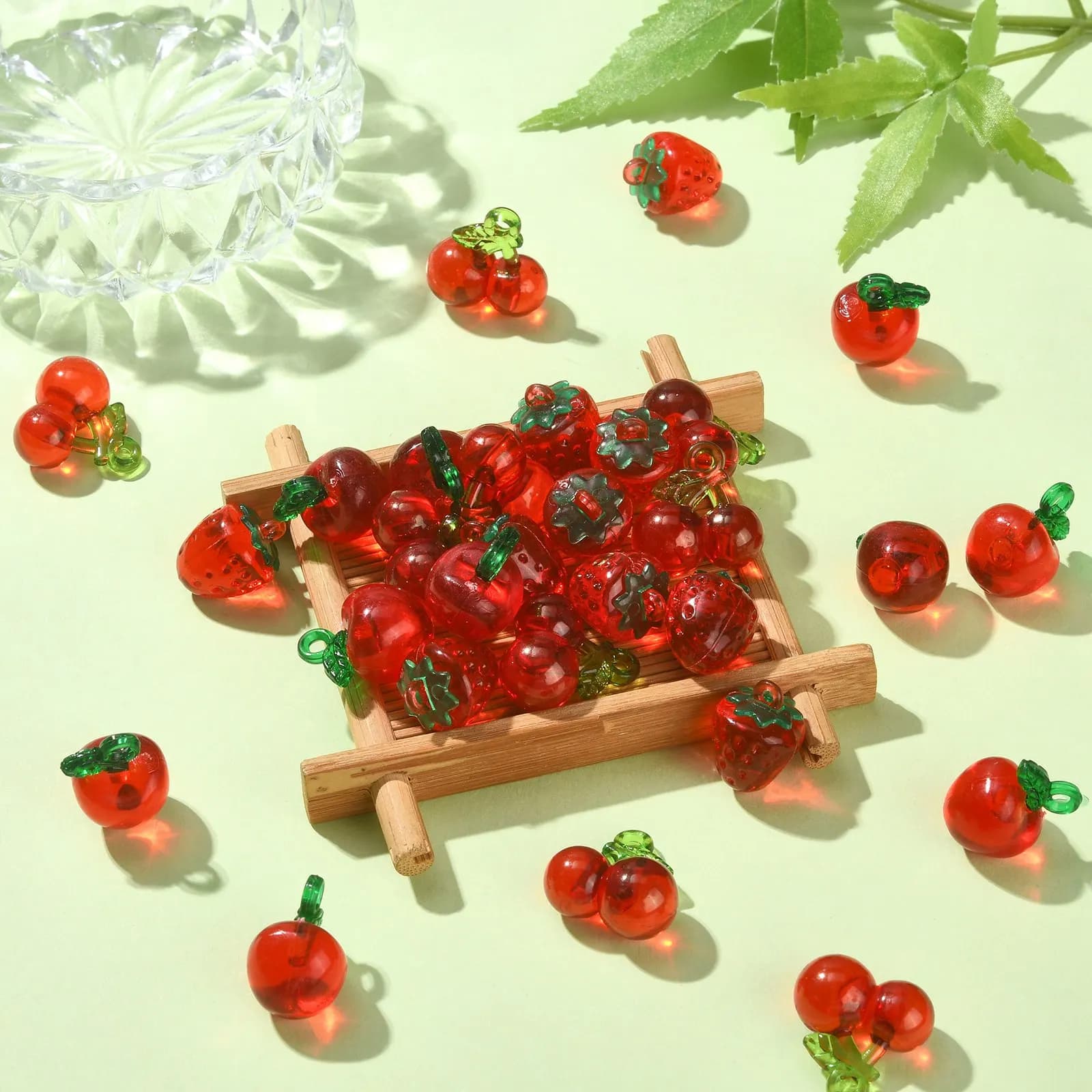 Breloques de fruits rouges en acrylique 3D