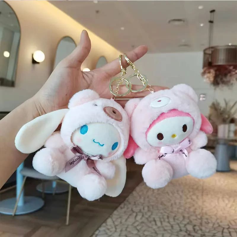 Nouvelle poupée en peluche créative Hello Kitty My Melody Cinnamoroll, jouet cadeau, figurine d'anime originale, ornements de collection, vente en gros