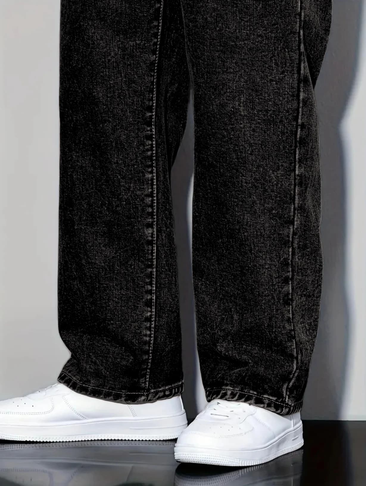Jean ample à jambe droite pour homme