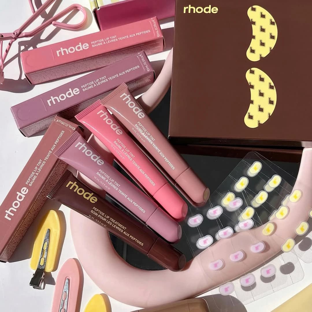 Baume à lèvres RHODE Pretzel Sweet Pea Caramelized Banana, gloss lissant, nourrissant, soin hydratant pour les lèvres, maquillage quotidien pour femmes.