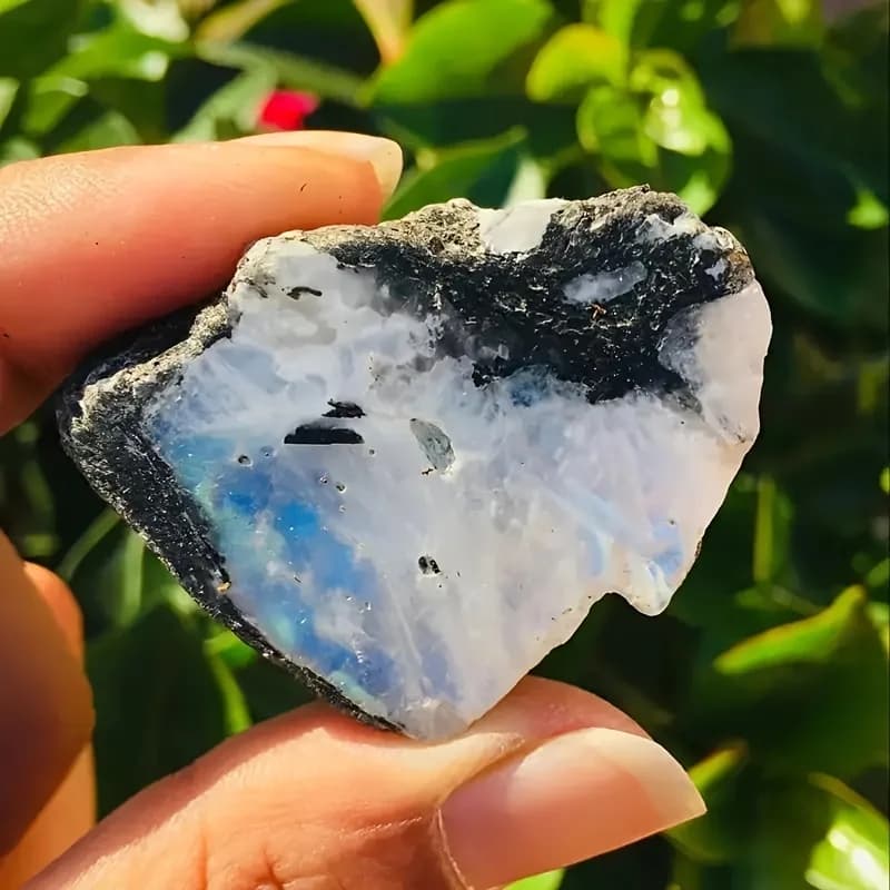 Pierre de lune bohème brute – Iridescente naturelle, idéale pour la décoration de la maison d'aromathérapie, cadeaux de yoga et collections minérales. Pierre de cristal
