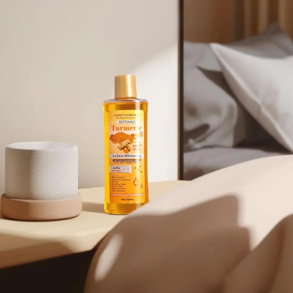 Huile essentielle de curcuma pour le visage et le corps