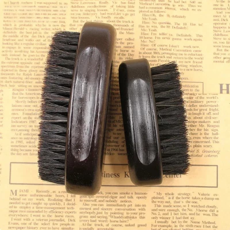 Brosse coiffante à tête d'huile vintage pour hommes – Brosse à poils en bois pour le toilettage des cheveux et de la barbe, nettoyage en profondeur et contrôle du volume