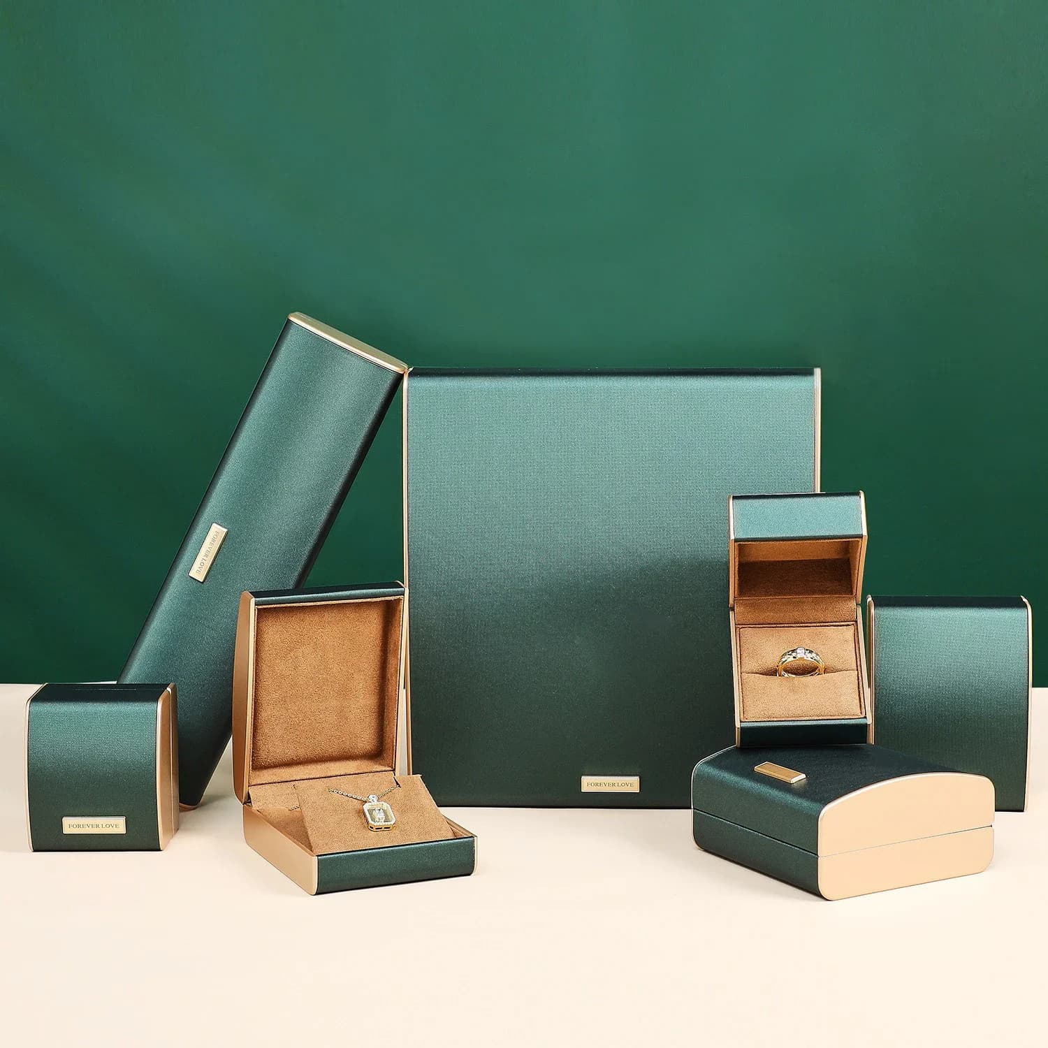 Boîte à bijoux de luxe légère