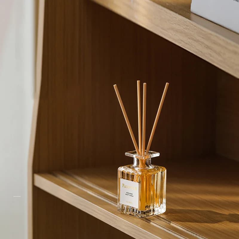 Huile essentielle d'aromathérapie 50ml, parfum sans flamme pour chambre à coucher, désodorisant pour voiture, outil d'élimination des odeurs longue durée