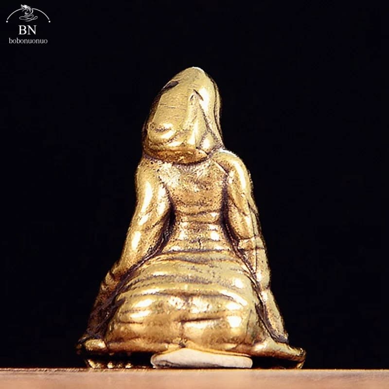 Nouvelle belle Statue fantôme Robe passionnante chenille de nuit en cuivre Figurine de bureau ornements horreur
