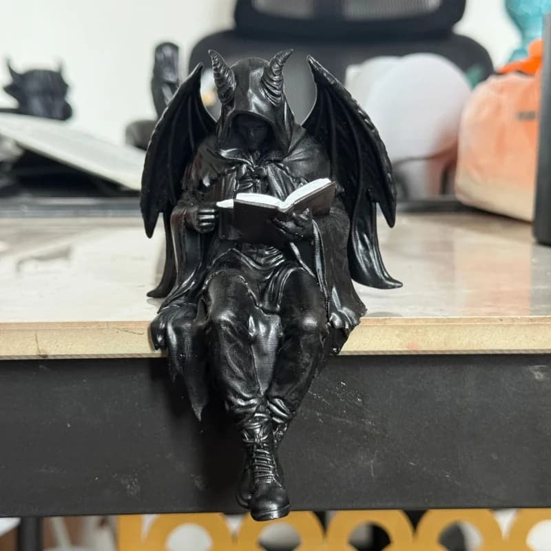 Statue de démon gothique pour étagère à livres, figurine de diable en résine noire, décoration d'Halloween effrayante pour la maison, ornement pour bureau