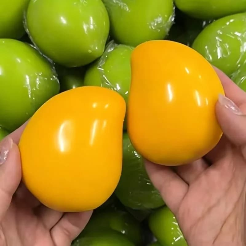 Balle anti-stress artisanale en forme de mangue croustillante, jouet fidget, balle à presser croustillante, blocs ronds rembourrés, jouets