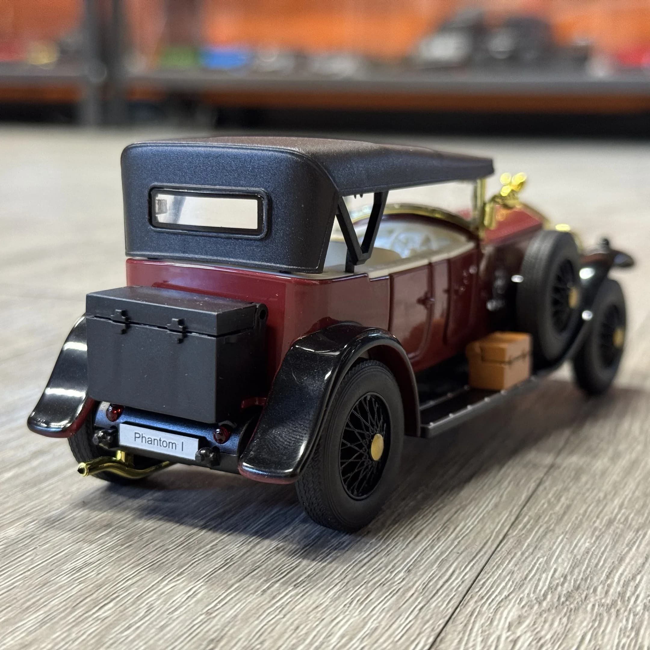 1:32 Rolls Royce Phantom I Classique De Luxe Voiture En Alliage Moulés sous pression Modèle De Voiture Collectibles Hobby Affichage Accueil Bureau Décorations Cadeaux