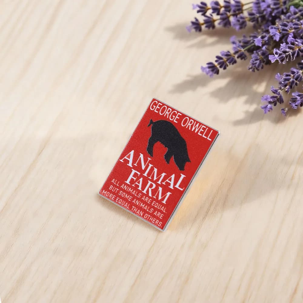 Badge de revers de la célèbre alegorie politique George Orwell, L'Élevage des Animaux, pour sac à dos décoratif, avec la citation « Tous les animaux sont égaux »