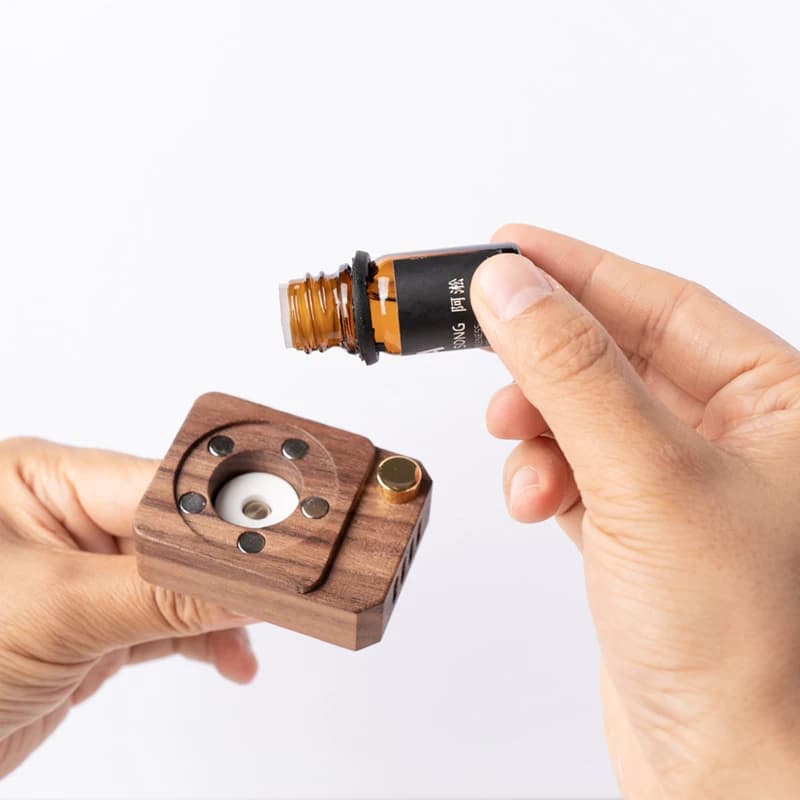 Diffuseur de voiture en bois d'aromathérapie décoratif hors tendance, sens avancé