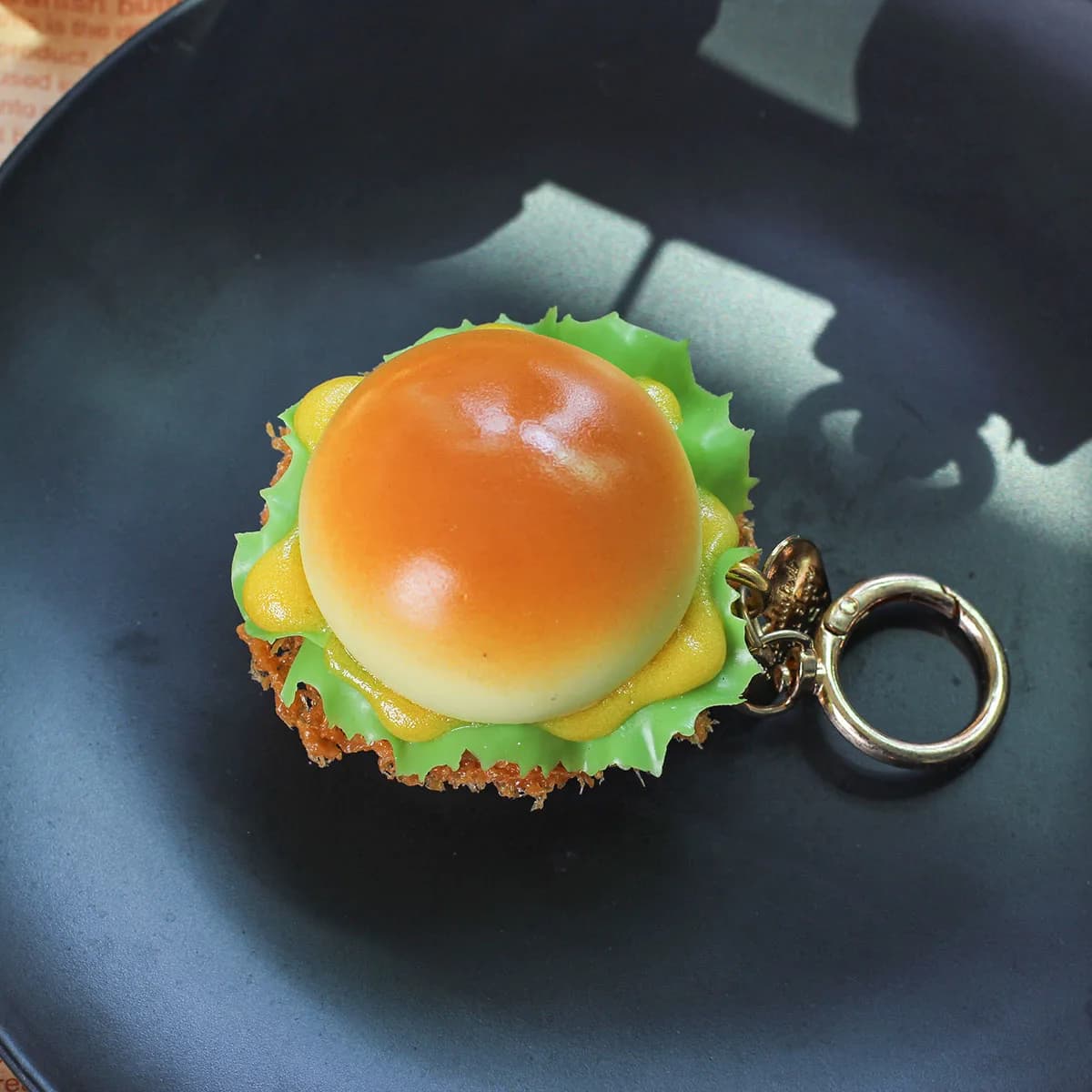 1 Pendentif Cheese Burger, Breloque de sac en forme de tarte aux fromage, jambon et œuf, Décoration à suspendre au voiture