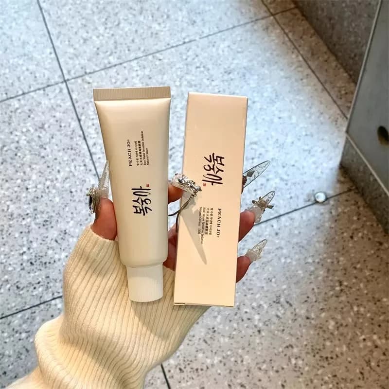 Crème de riz coréenne naturelle nourrit le visage Base Durable maquillage éclaircir la peau dissimuler les Pores crème hydratante respectueuse de la peau
