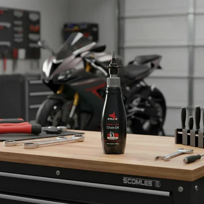 Huile pour chaîne de moto