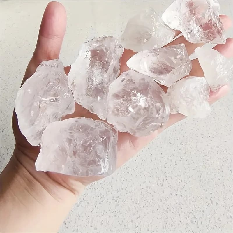 Pierres brutes de quartz transparent naturel
