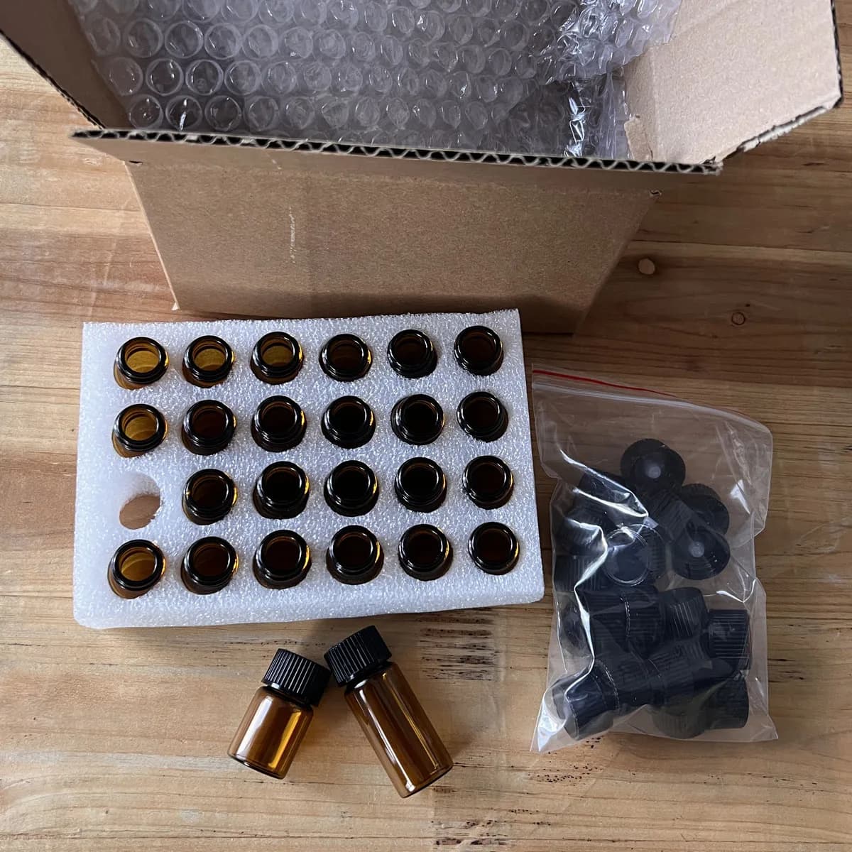 24x Flacons en verre ambré/transparent de 5ml