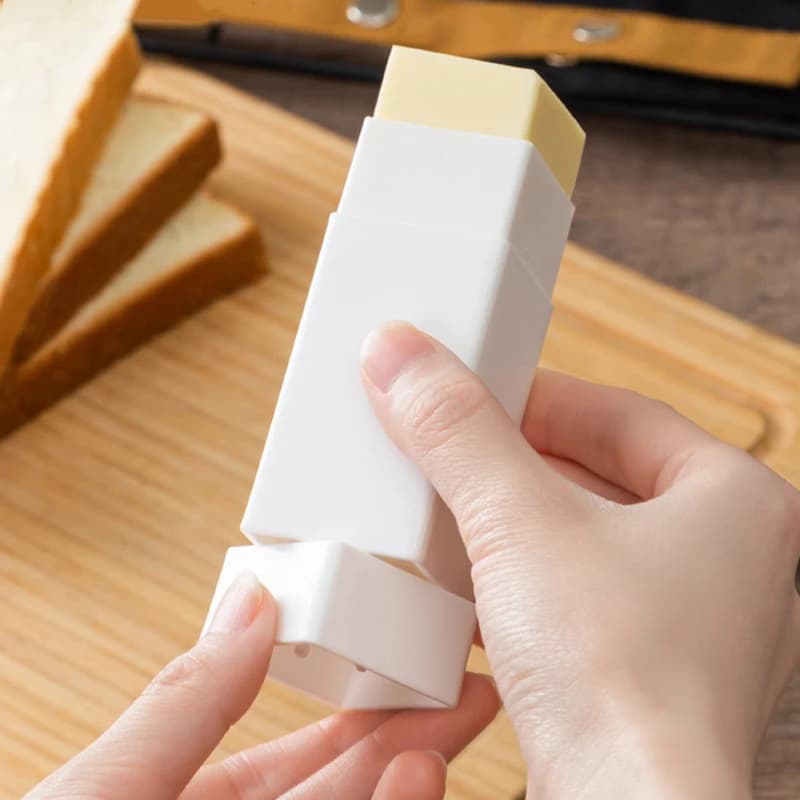 ​ ​ Épandeur de beurre vertical – Épandeur PP sans danger pour les aliments avec base pivotante, distributeur de beurre non gras. Parfait pour le petit déjeuner