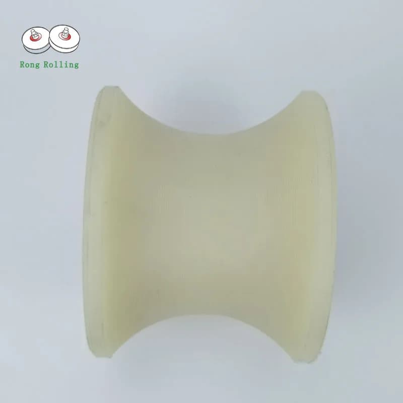 Rouleau coulissant en nylon rainuré