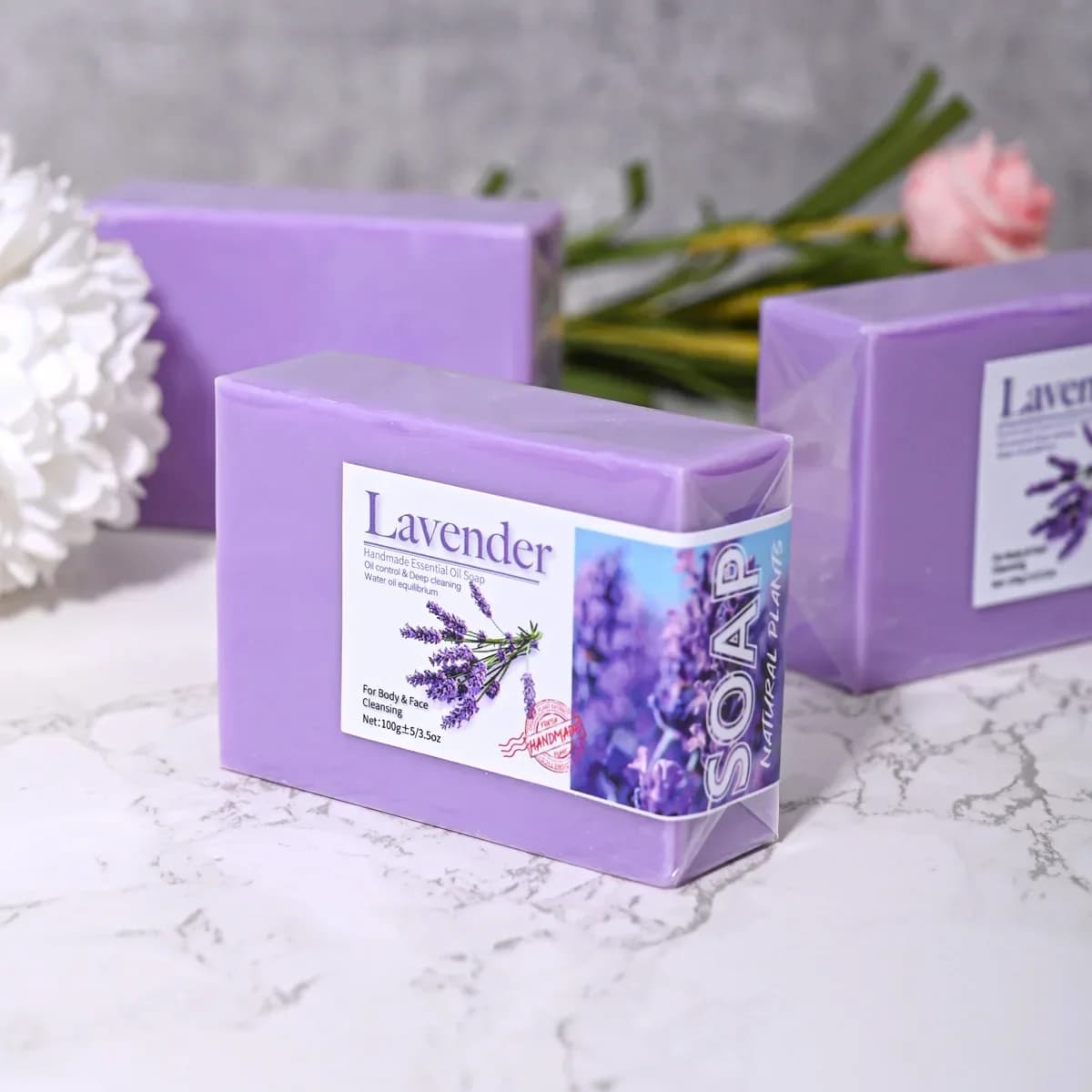 Savon aux huiles essentielles de lavande biologique naturel, savon fait à la main pour le nettoyage, rafraîchissant, contrôle de l'huile, savon de bain