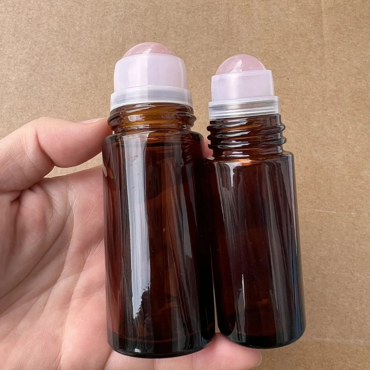Bouteille en verre ambre/clair de 30ml 50ml, Quartz Rose naturel, boule à roulettes Extra Large en cristal, rouleau sur bouteille d'huile de parfum sous les bras