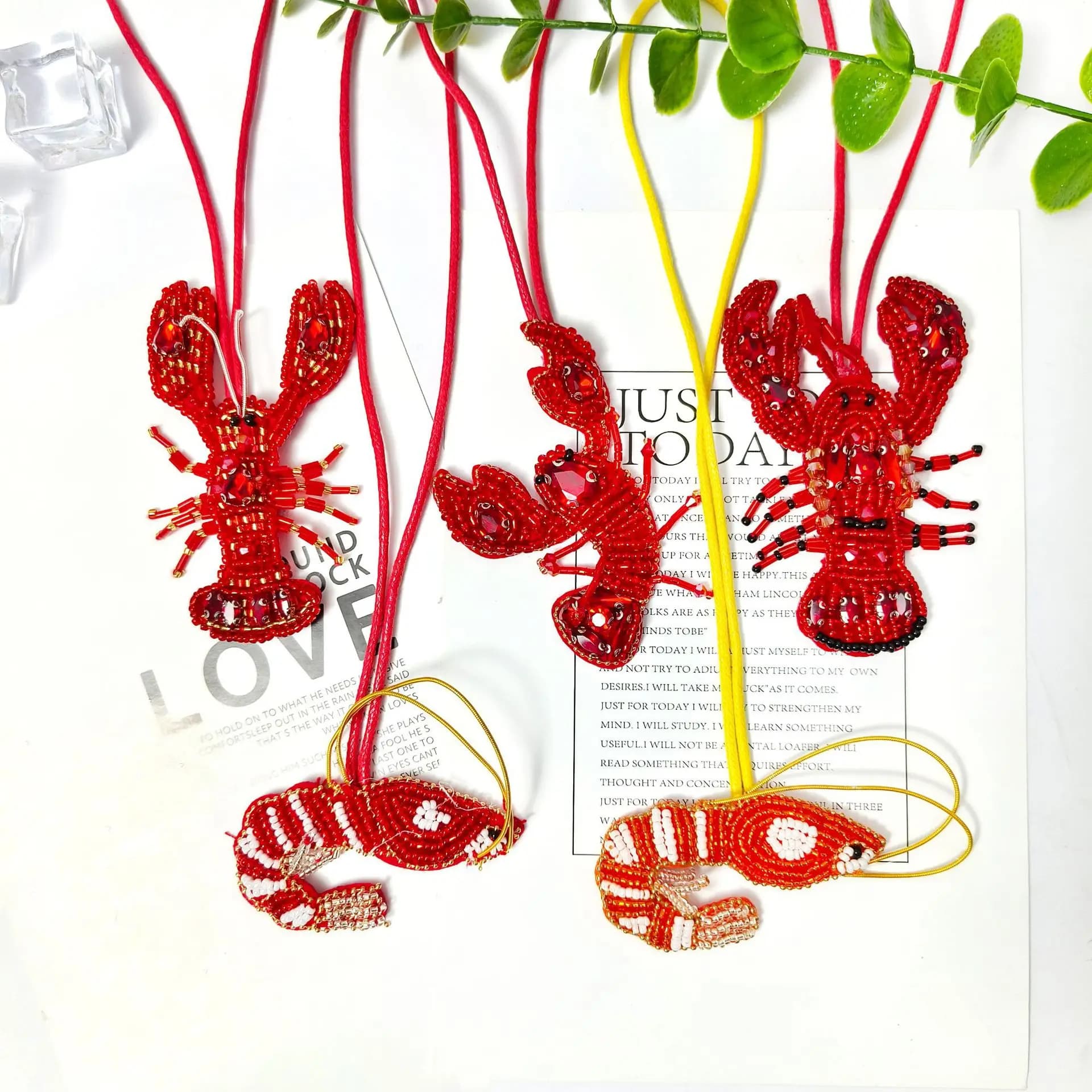 Patchs brodés en forme de homard et de crabe à coudre sur les vêtements
