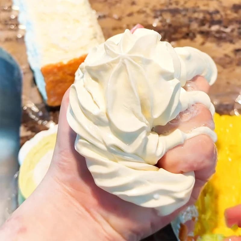 Crème enroulée à rebond lent