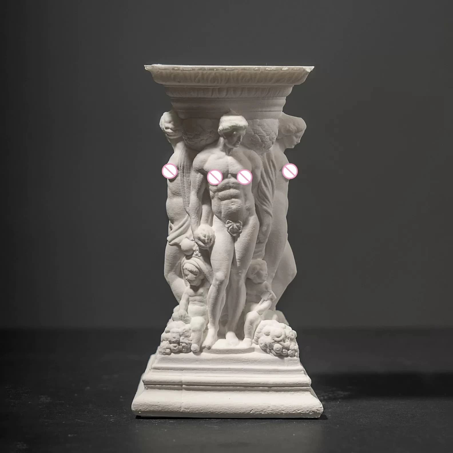 Diffuseur d'arôme de colonne romaine baroque en gypse-ornement de sculpture figurale fabriqué à la main pour la décoration de bureau, pièce d'art de collection