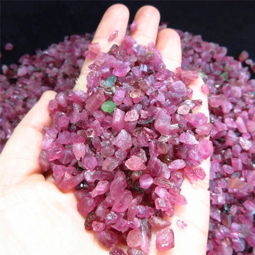 Pierres en vrac de Tourmaline rouge naturelle