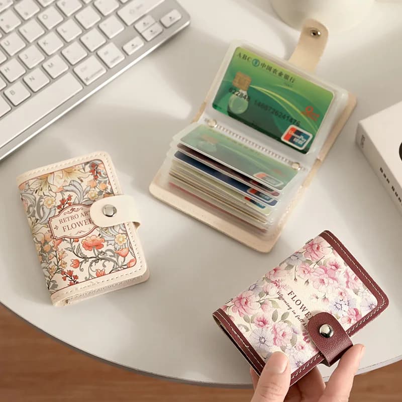 Nouveau porte-cartes à motif floral pour femmes, style vintage, porte-cartes bancaires et d'identité multi-emplacements, étui chic en cuir synthétique