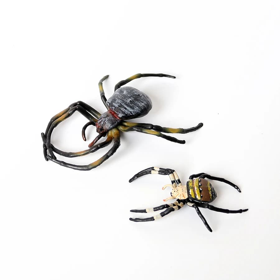 Figurines d'insectes en plastique réalistes avec cigale Cricket scarabée abeille fourmi araignée coccinelle insectes