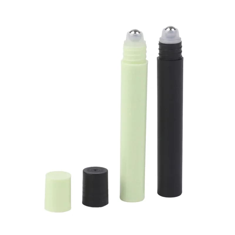 Bouteille vide de boule de rouleau de parfum de 10ml sur le récipient d'huile de liquides d'acier inoxydable en plastique porte-bouteilles rechargeables