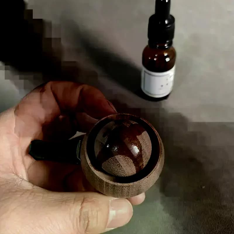 Diffuseur d'huiles essentielles pour voiture et maison - Fabriqué en bois, mini diffuseur de parfum naturel mignon, adapté à la chambre à coucher, au salon et à la salle de bain