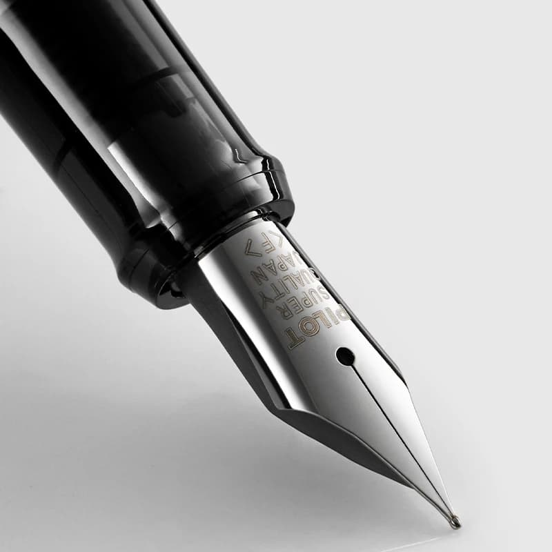 Stylo plume Pilot Explorer en résine, cadeau d'affaires pour adulte, signature, calligraphie pour étudiant, plume en acier inoxydable avec convertisseur d'encre Con-40