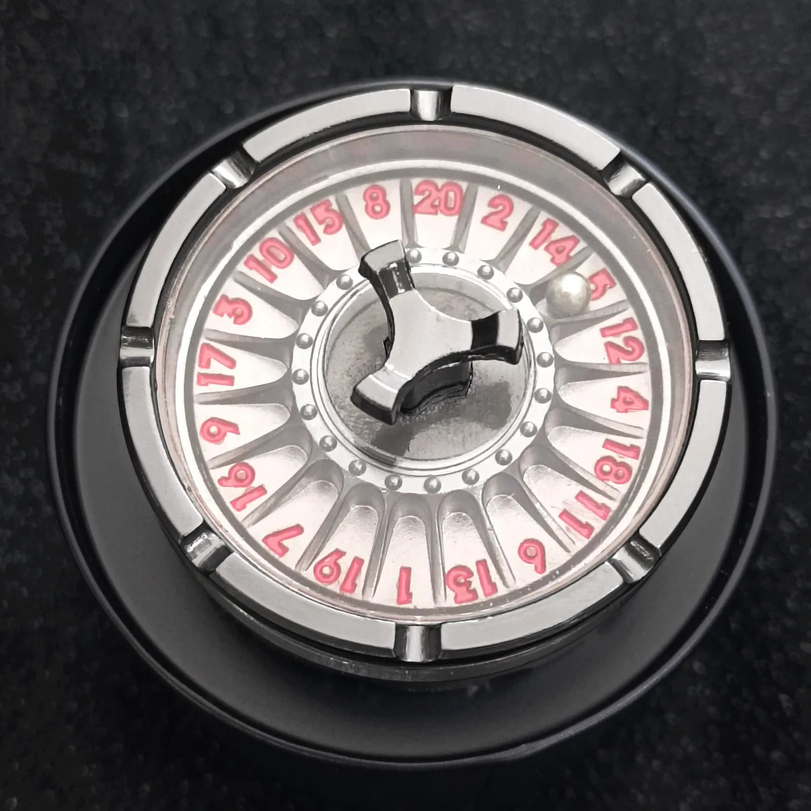 DND – Roulette rotative gyroscopique du bout des doigts, dés pour donjons et Dragons, jeux de rôle RGP, Spinner D & D, accessoires en métal