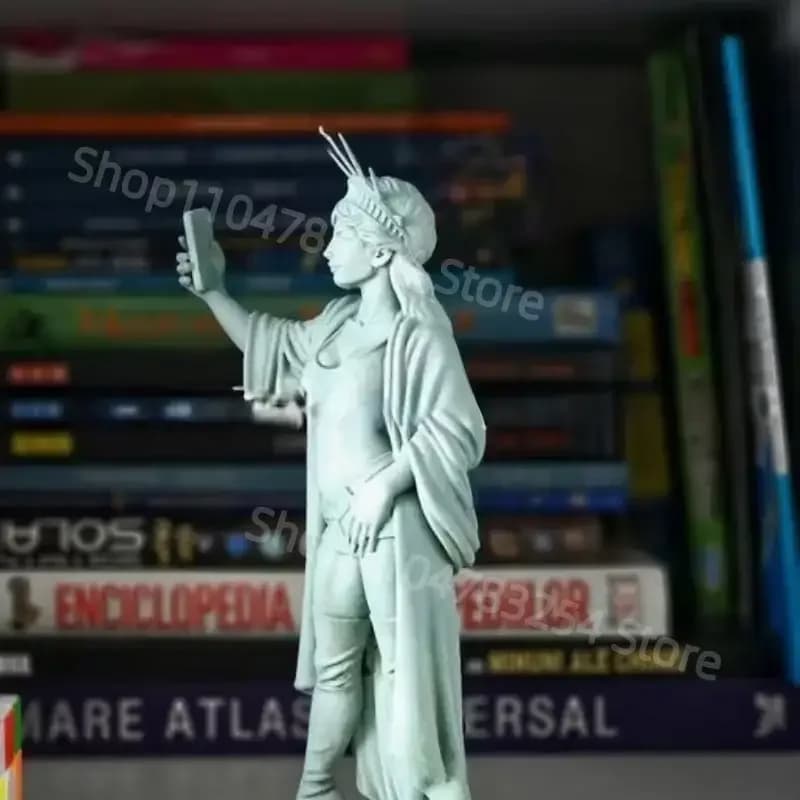Statue de la liberté créative, Sculpture de déesse d'auto-photographie, artisanat d'art en résine, décoration de bureau familial, collecte de Souvenirs