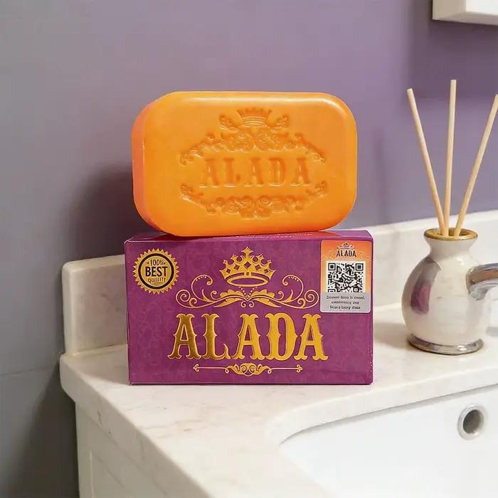 Savon Doux aux Huiles Essentielles pour le Visage et le Corps