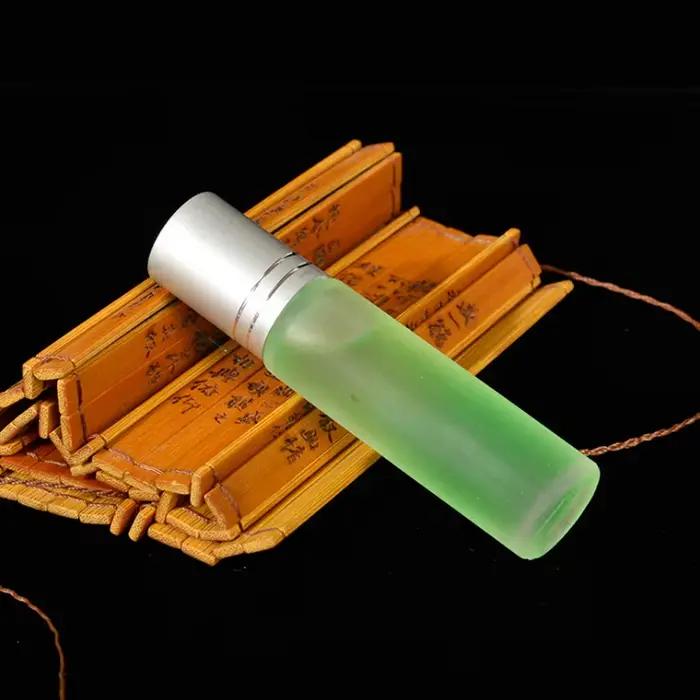 Flacon roll-on 10 ml d'huile essentielle d'armoise 100 % pure et naturelle - Extraction par méthode ancienne pour la vente en gros