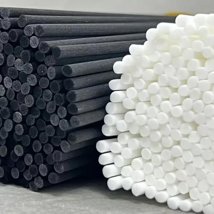 50 bâtonnets diffuseurs de 3 mm x 20 cm, recharge de parfum, bâtonnets en fibre noire épais pour diffuseurs d'huiles essentielles