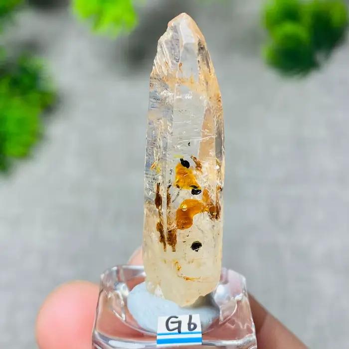 Rareté : Spécimen minéral de cristal de pétrole 100 % naturel, quartz galline à effet fluorescent, provenant du Pakistan