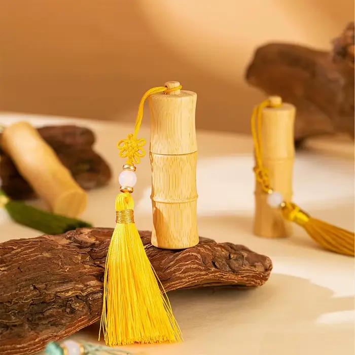 Bouteille à rouler en bambou écologique avec glands