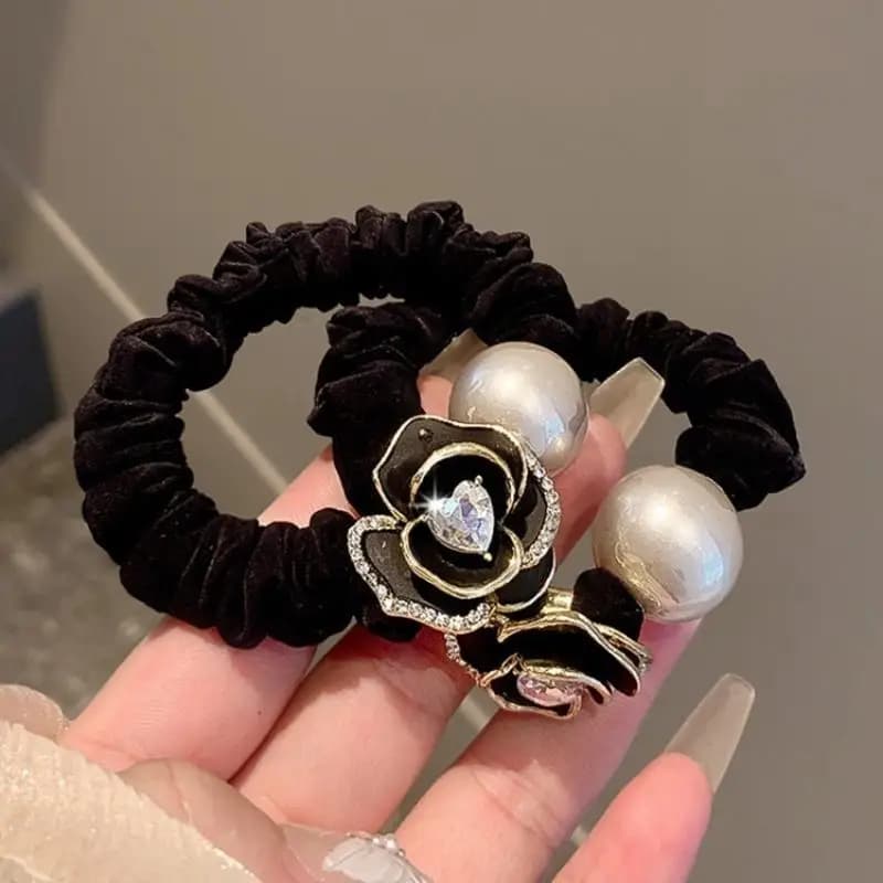Attaches à cheveux Black Pearl Tea Rose : 1 pièce de cordes à cheveux luxueuses pour femmes contempo