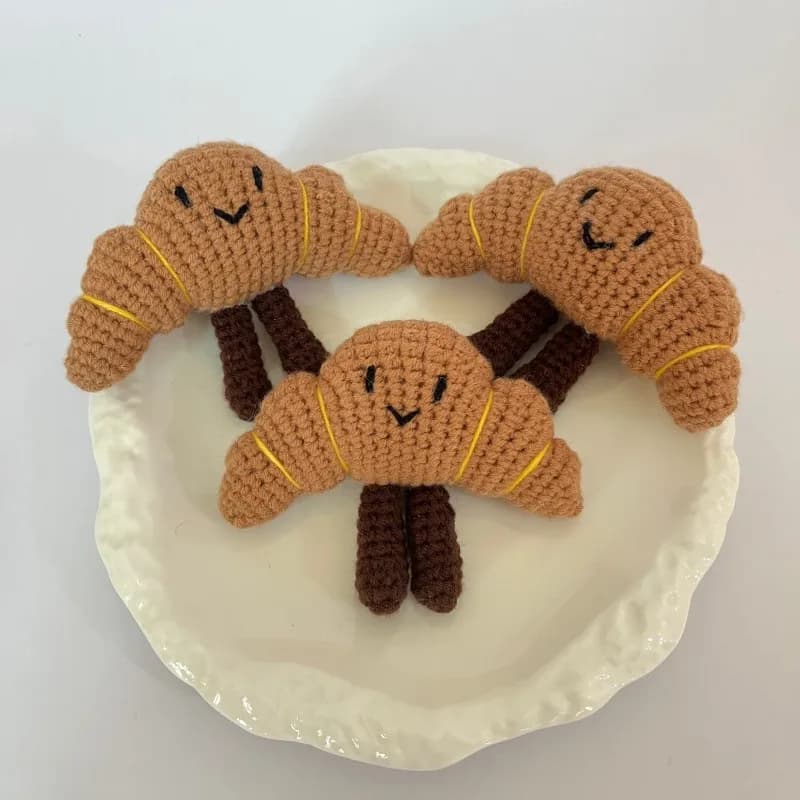 Poupée Croissant au Crochet faite à la main