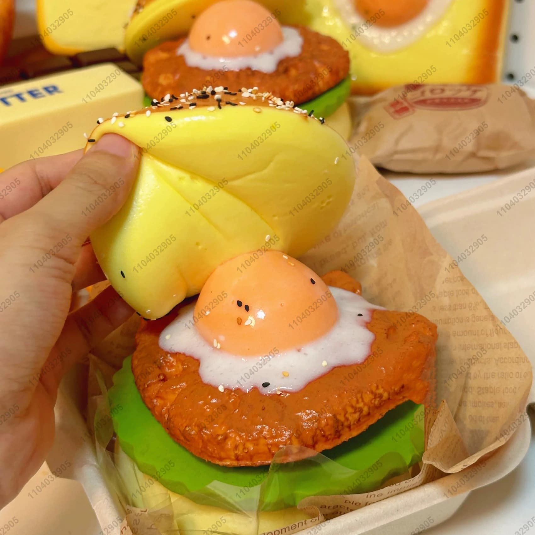 Big Burger Squishy Jouet à presser pour pain de hamburger de bœuf à montée lente - Jouet de relaxation des mains à libération du stress à rebond lent en couches
