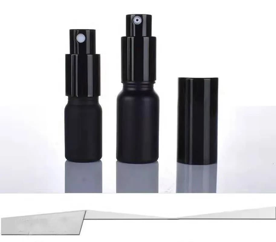 Flacon pulvérisateur d'huile essentielle de 15 ml, 30 ml, 100 ml, pulvérisateur de parfum noir / pompe à lotion, flacons en verre vides rechargeables, shampoing en vrac