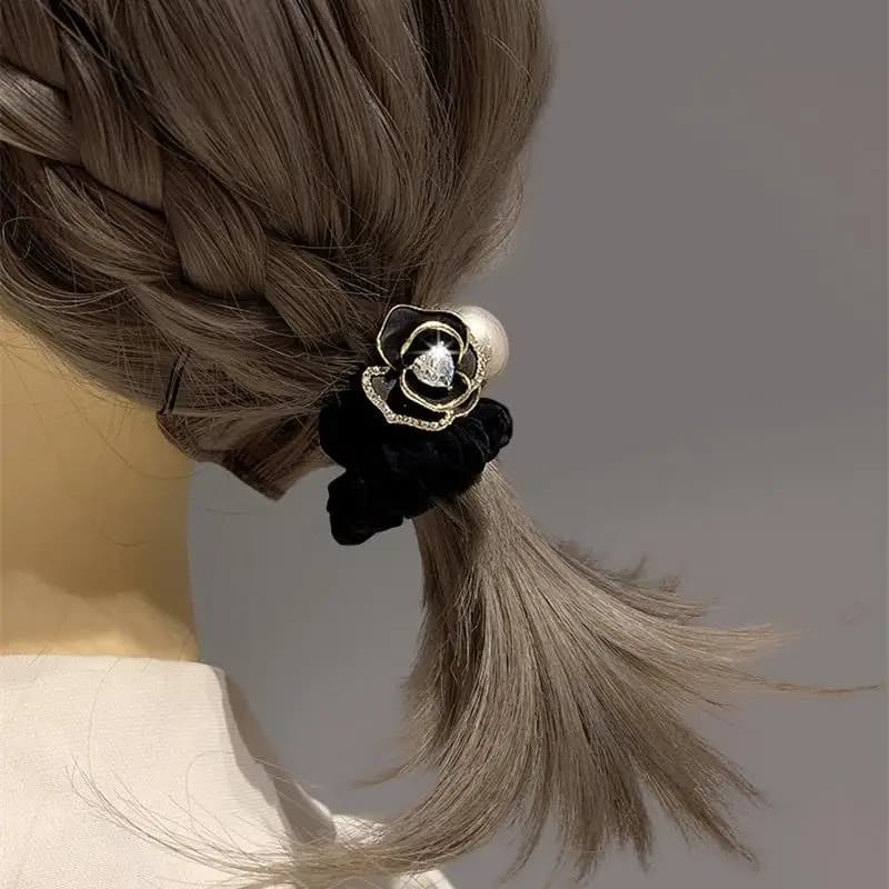 Attaches à cheveux Black Pearl Tea Rose : 1 pièce de cordes