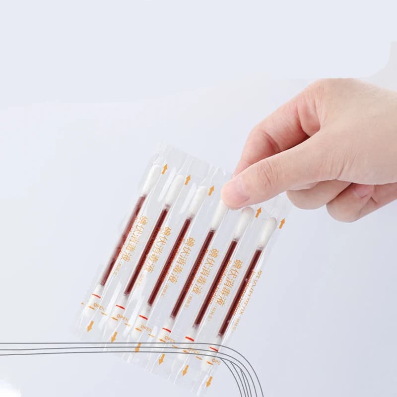L'alcool d'iodeophore désinfecte les cotons-tiges teinture d'iode